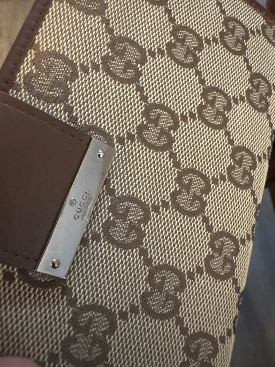 Gucci Beige and Brown Signature GG Continental Wallet in excellent condition - Picture 2 of 8